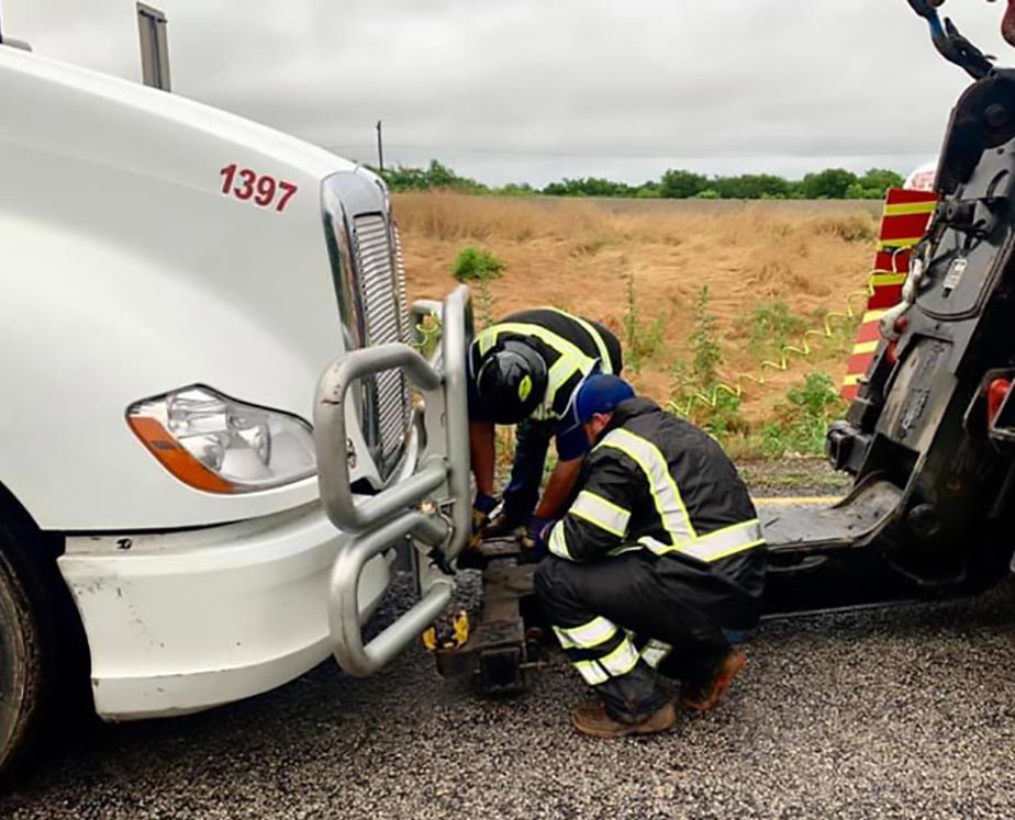 Bloomington Truck Towing